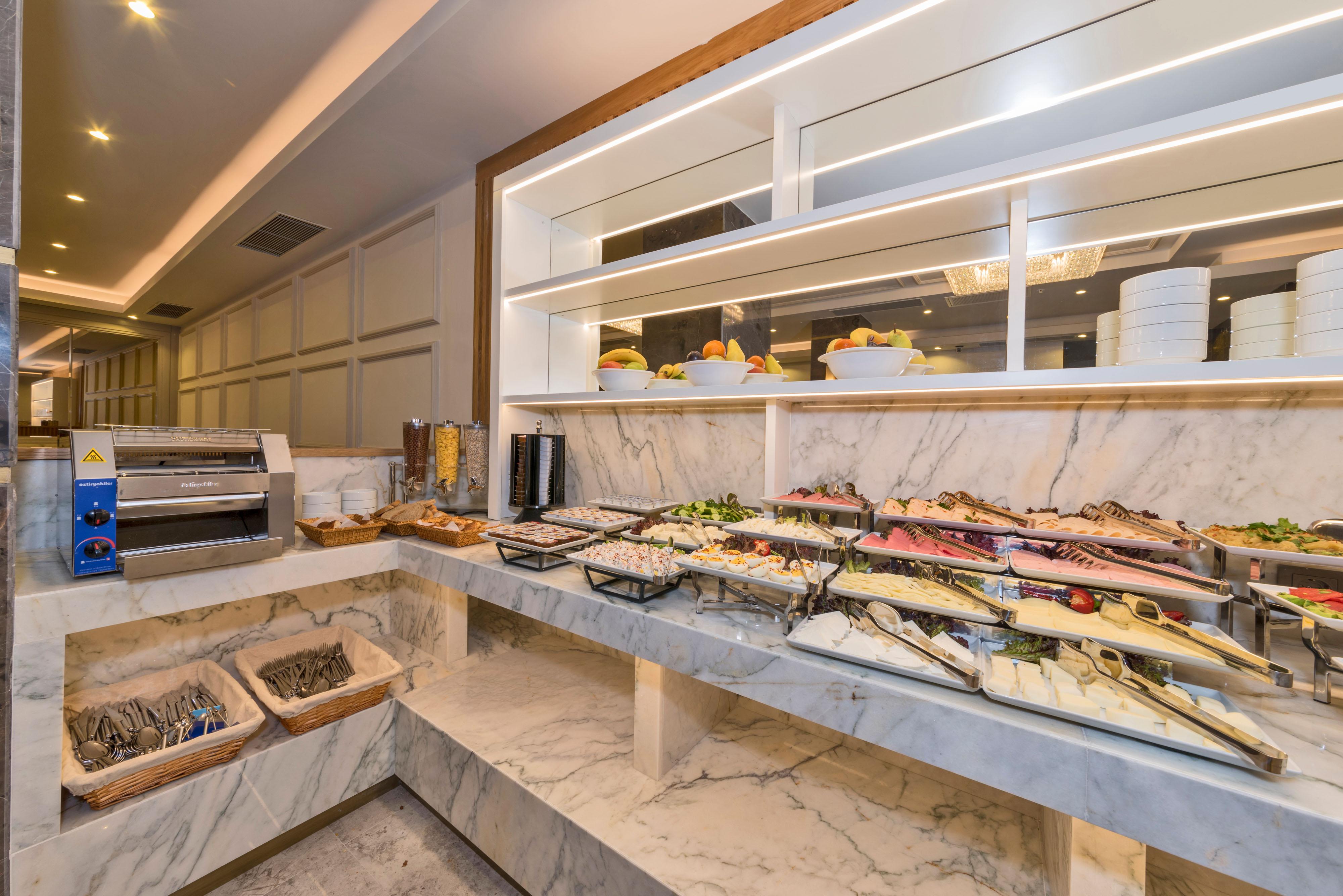 Golden Royal Hotel & Spa Istanbul Exterior photo