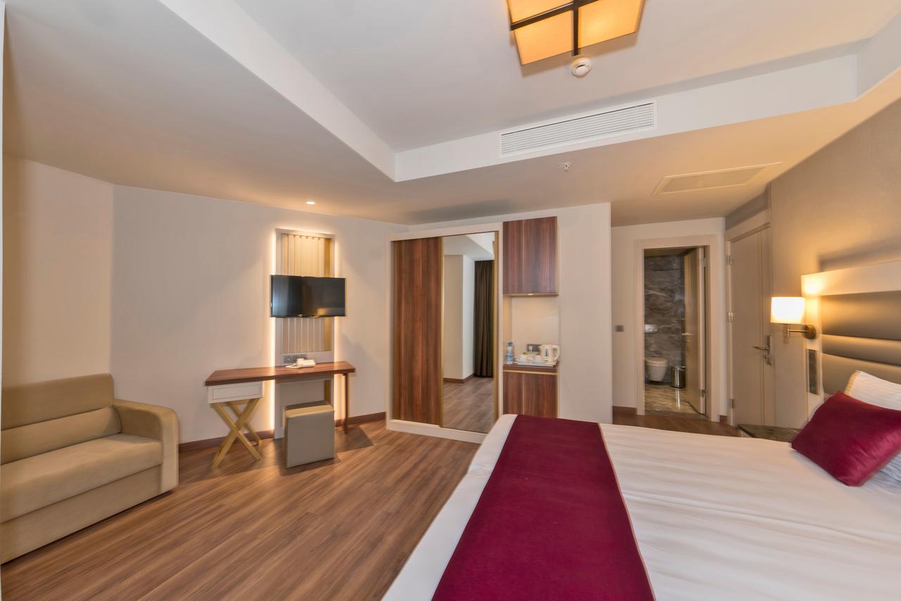 Golden Royal Hotel & Spa Istanbul Exterior photo